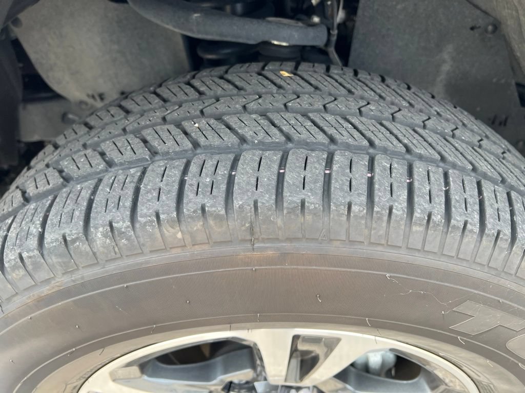 Used 2019 Toyota Tacoma TRD Sport AWD/4WD image 5