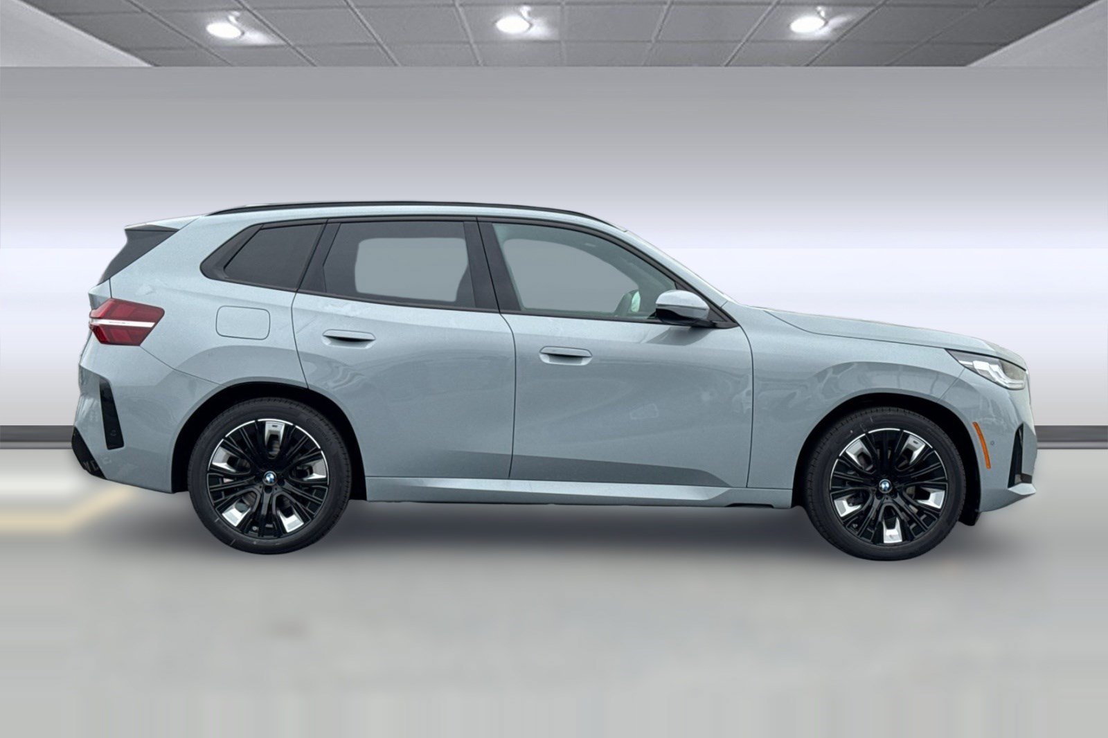 Used 2026 BMW X3 xDrive30i w/ M Sport Package AWD/4WD image 7