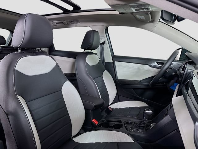 New 2026 Volkswagen Taos SEL image 29