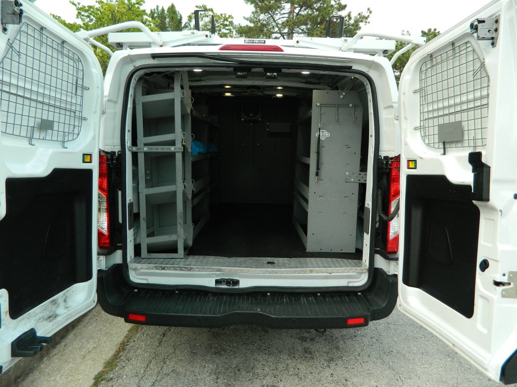 Used 2023 Ford Transit 250 Low Roof RWD image 9