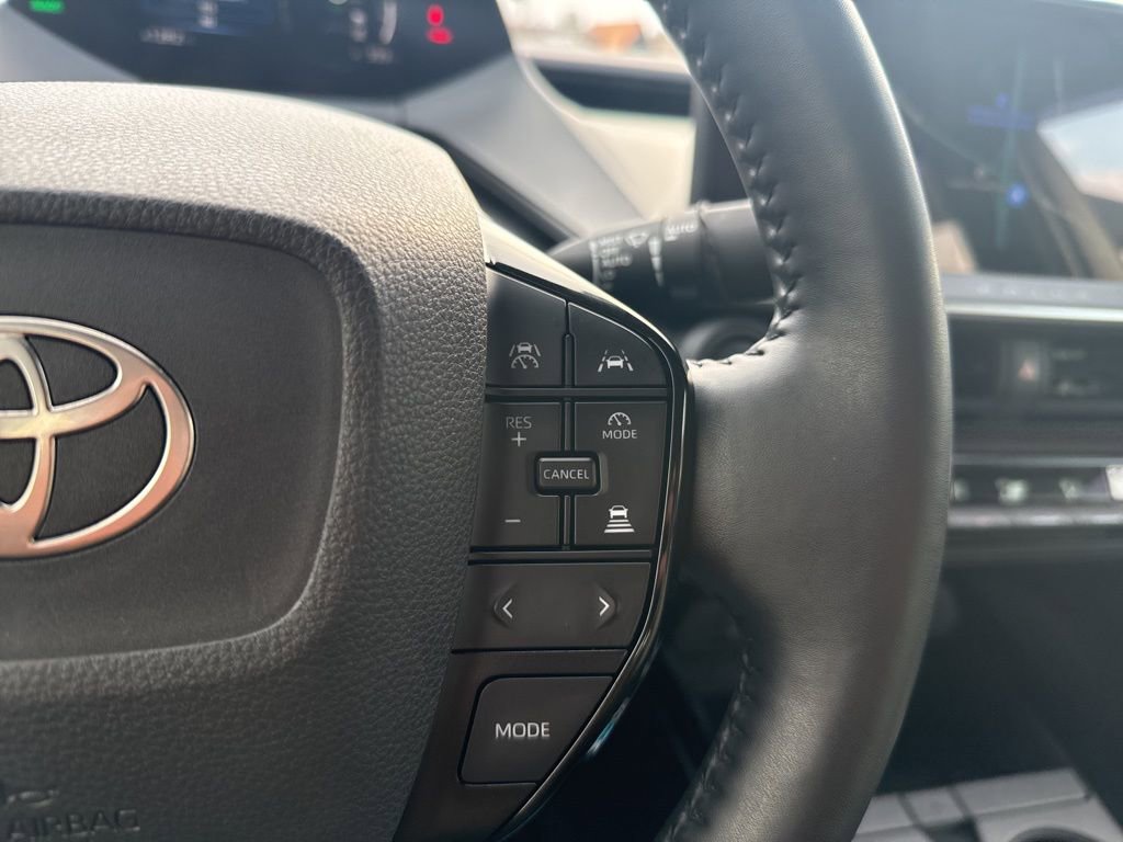 Used 2024 Toyota Prius XLE image 17