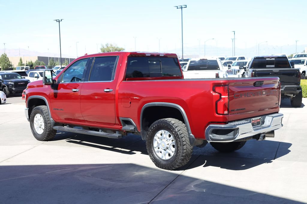 Used 2024 Chevrolet Silverado 3500 LTZ w/ LTZ Plus Package AWD/4WD image 4