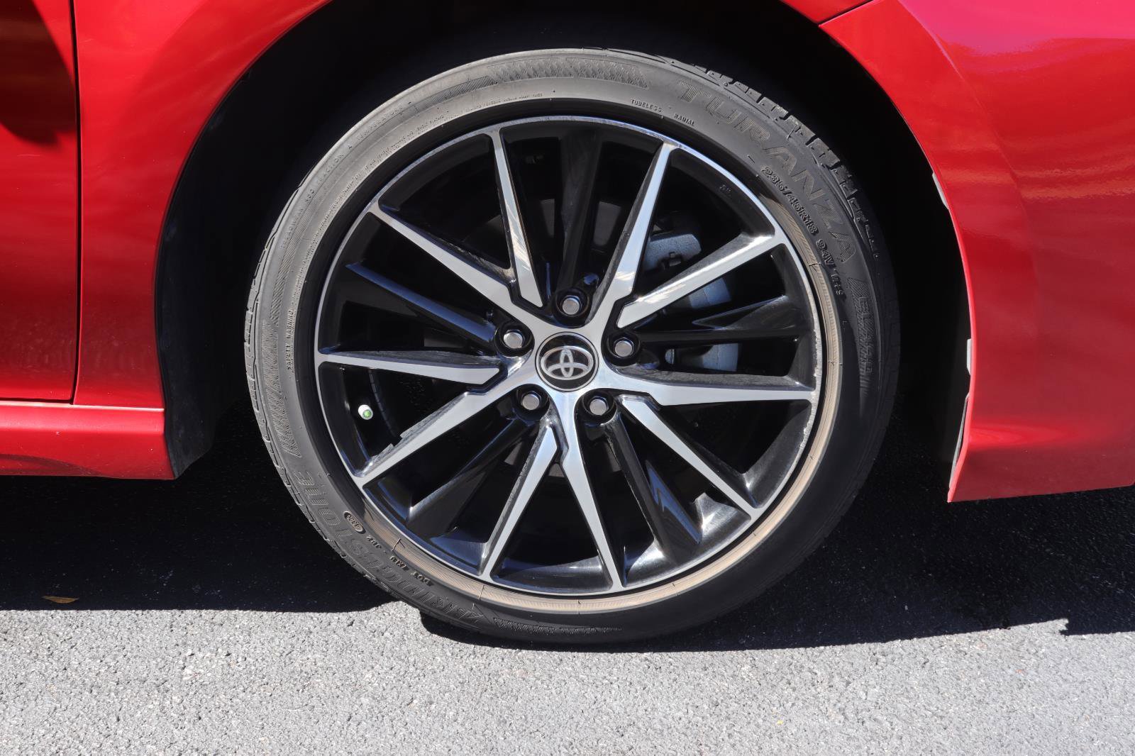 Used 2021 Toyota Camry SE image 32