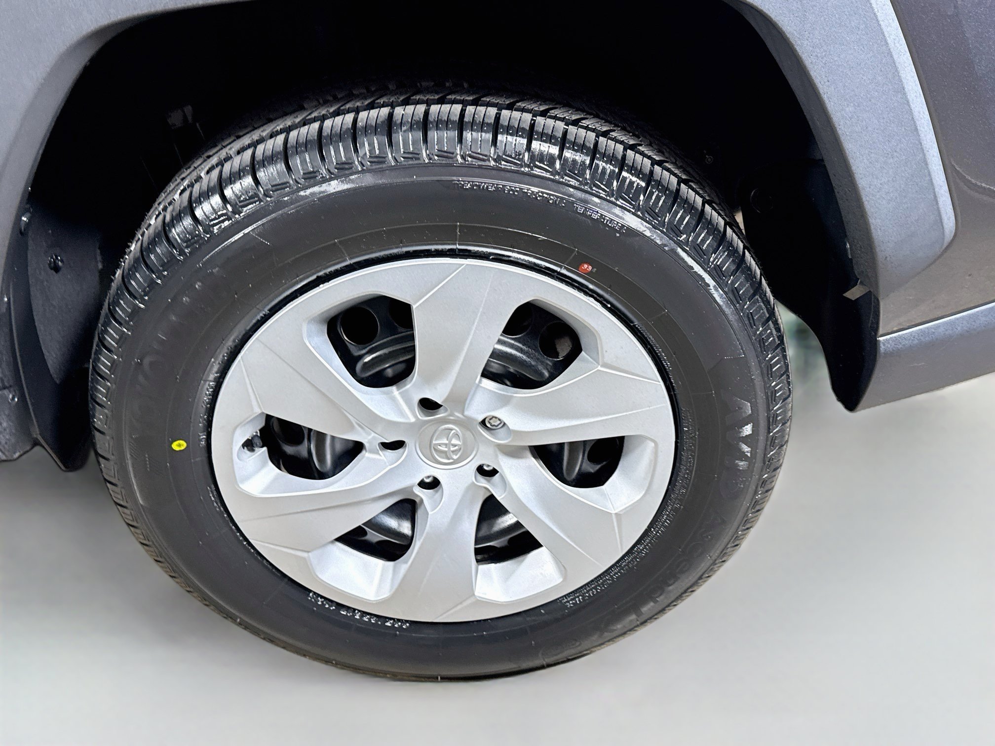 Certified 2024 Toyota RAV4 LE FWD image 29