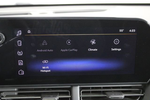 Used 2024 Chevrolet Trax RS w/ Driver Confidence Package image 32