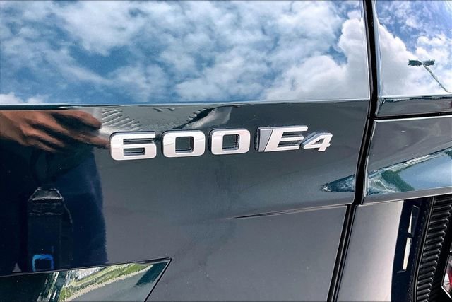 Used 2024 Cadillac Lyriq Luxury w/ LPO, Floor Liner Package AWD/4WD image 24