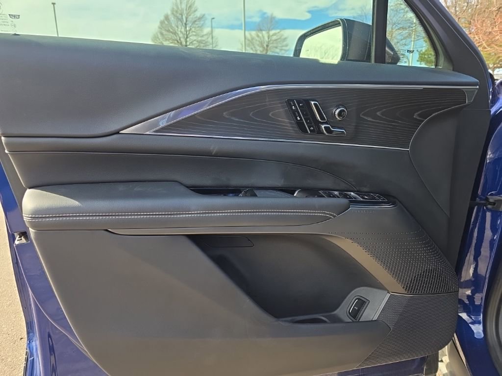 Certified 2024 Cadillac Lyriq Sport image 13