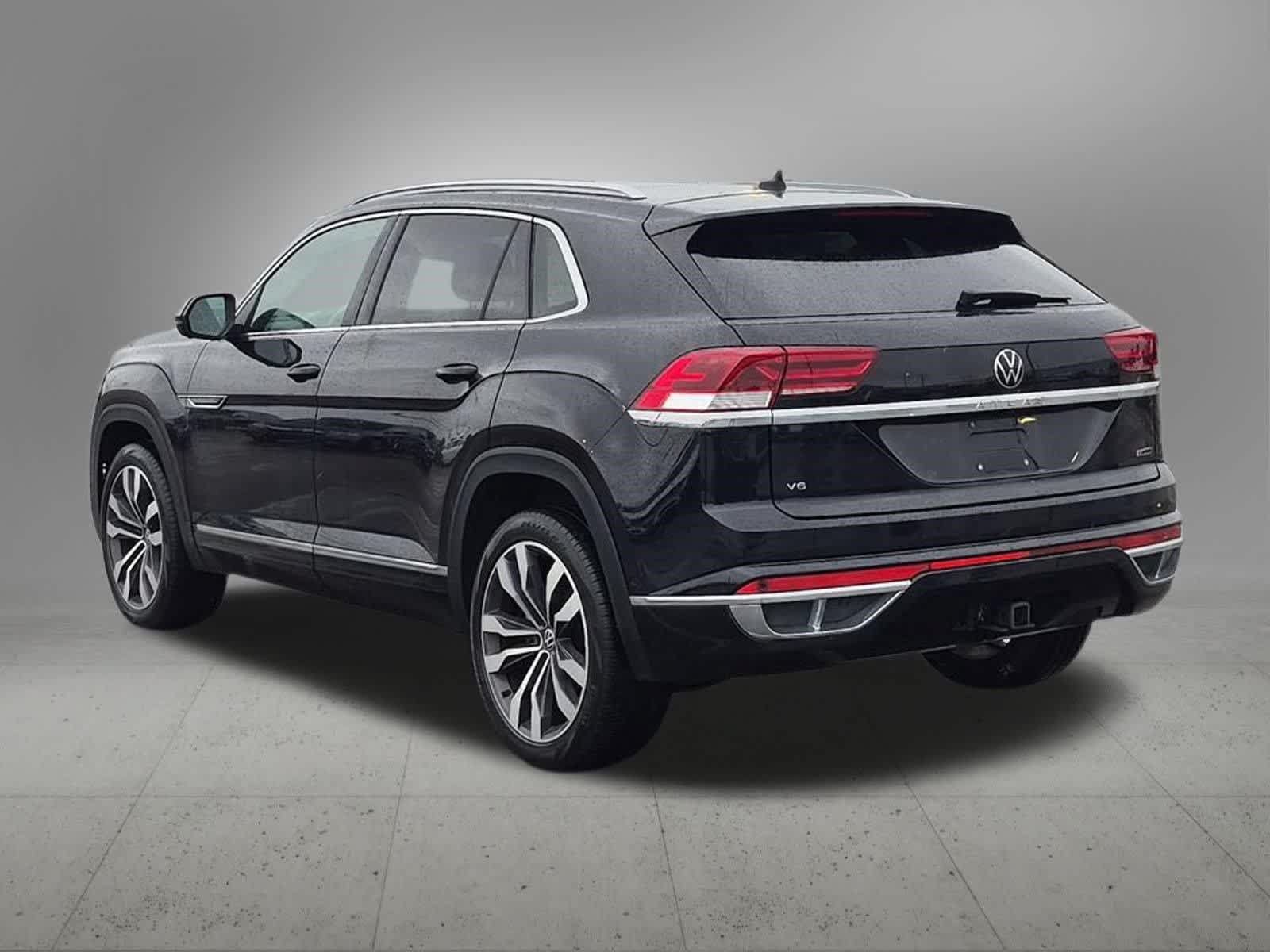 Used 2022 Volkswagen Atlas Cross Sport SEL Premium R-Line AWD/4WD image 4