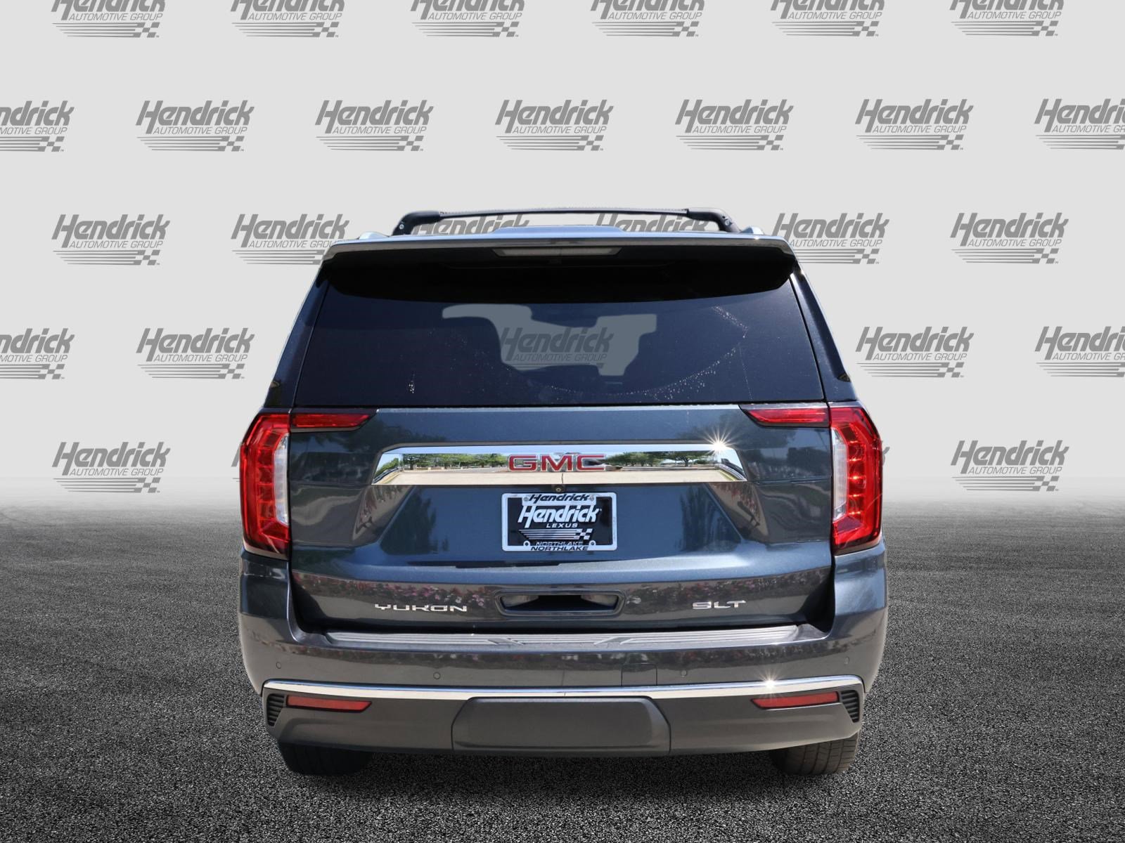 Used 2021 GMC Yukon SLT w/ SLT Luxury Plus Package AWD/4WD image 8