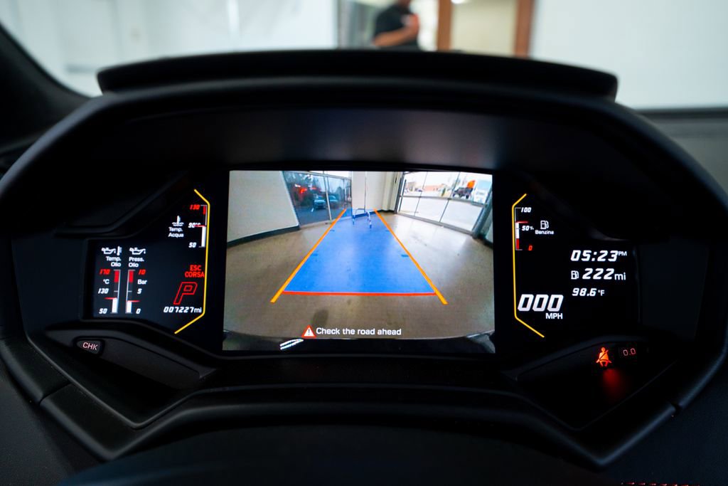 Used 2021 Lamborghini Huracan EVO image 46