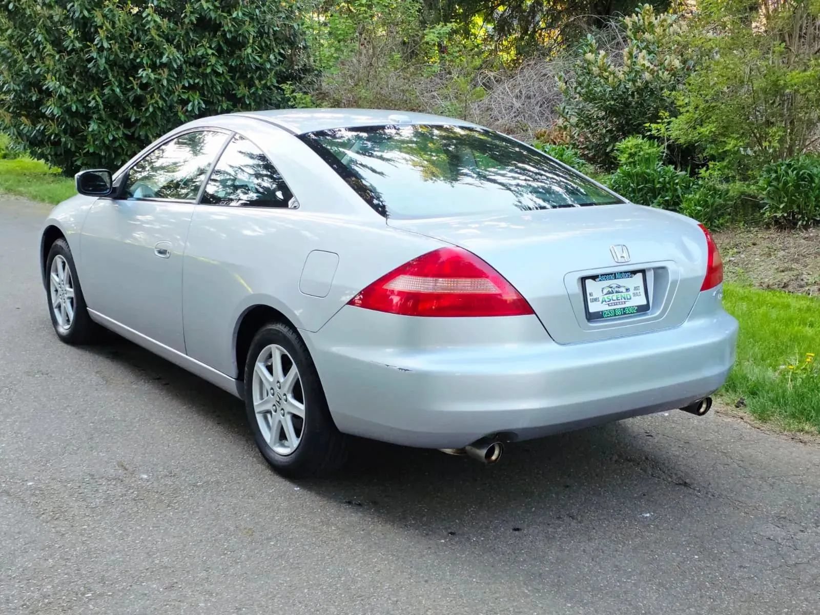 Used 2004 Honda Accord EX image 3