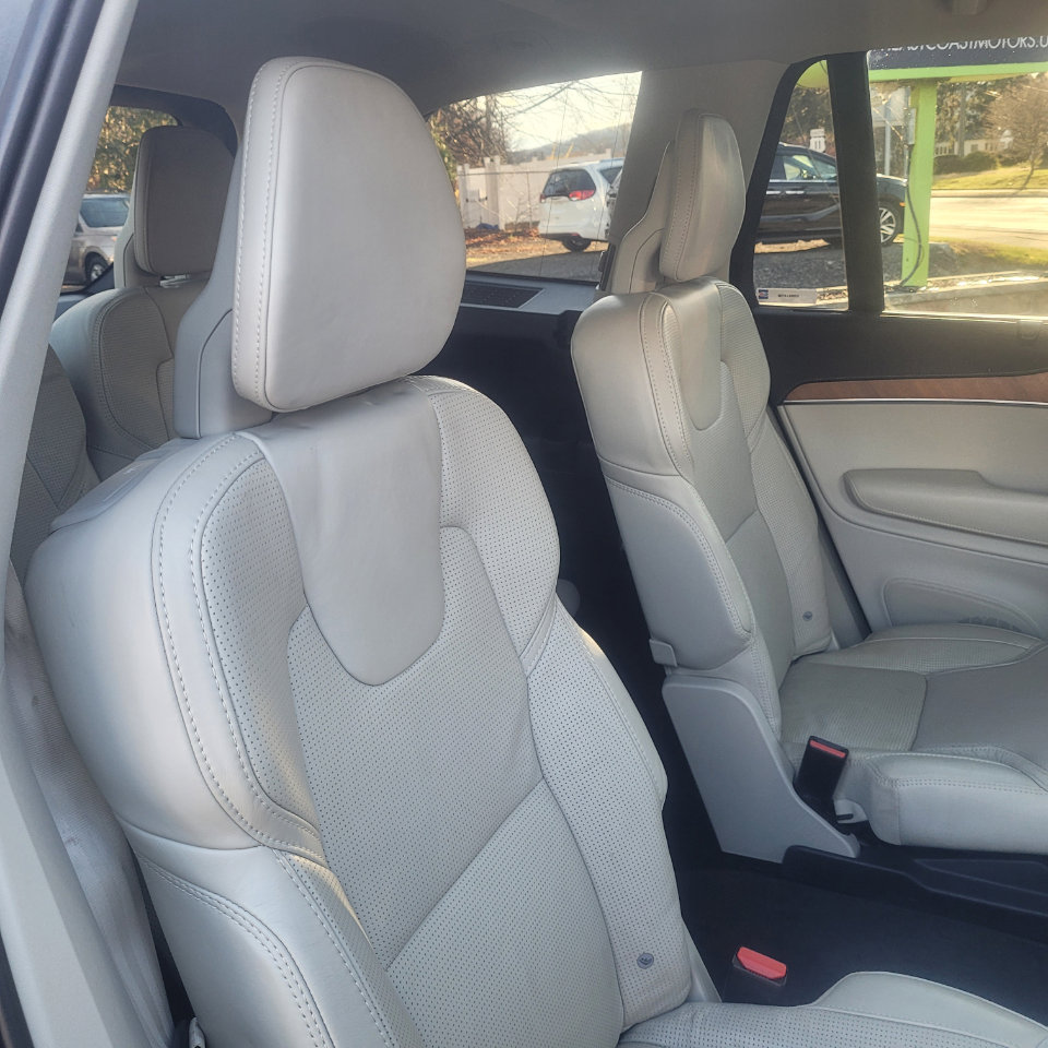 Used 2020 Volvo XC90 T6 Inscription w/ Protection Package Premier image 35