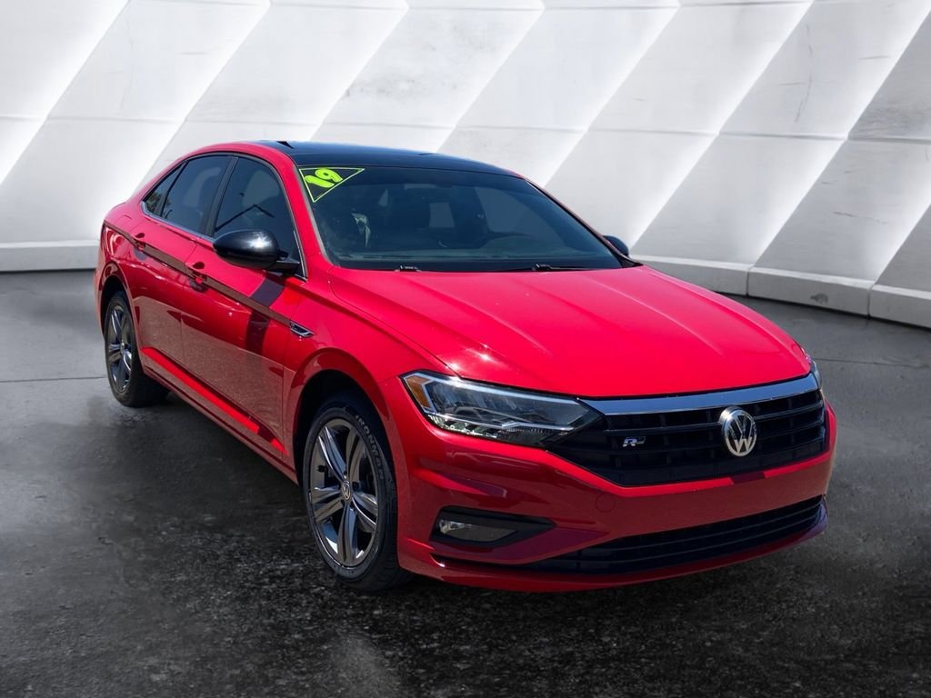 Used 2019 Volkswagen Jetta R-Line FWD image 1