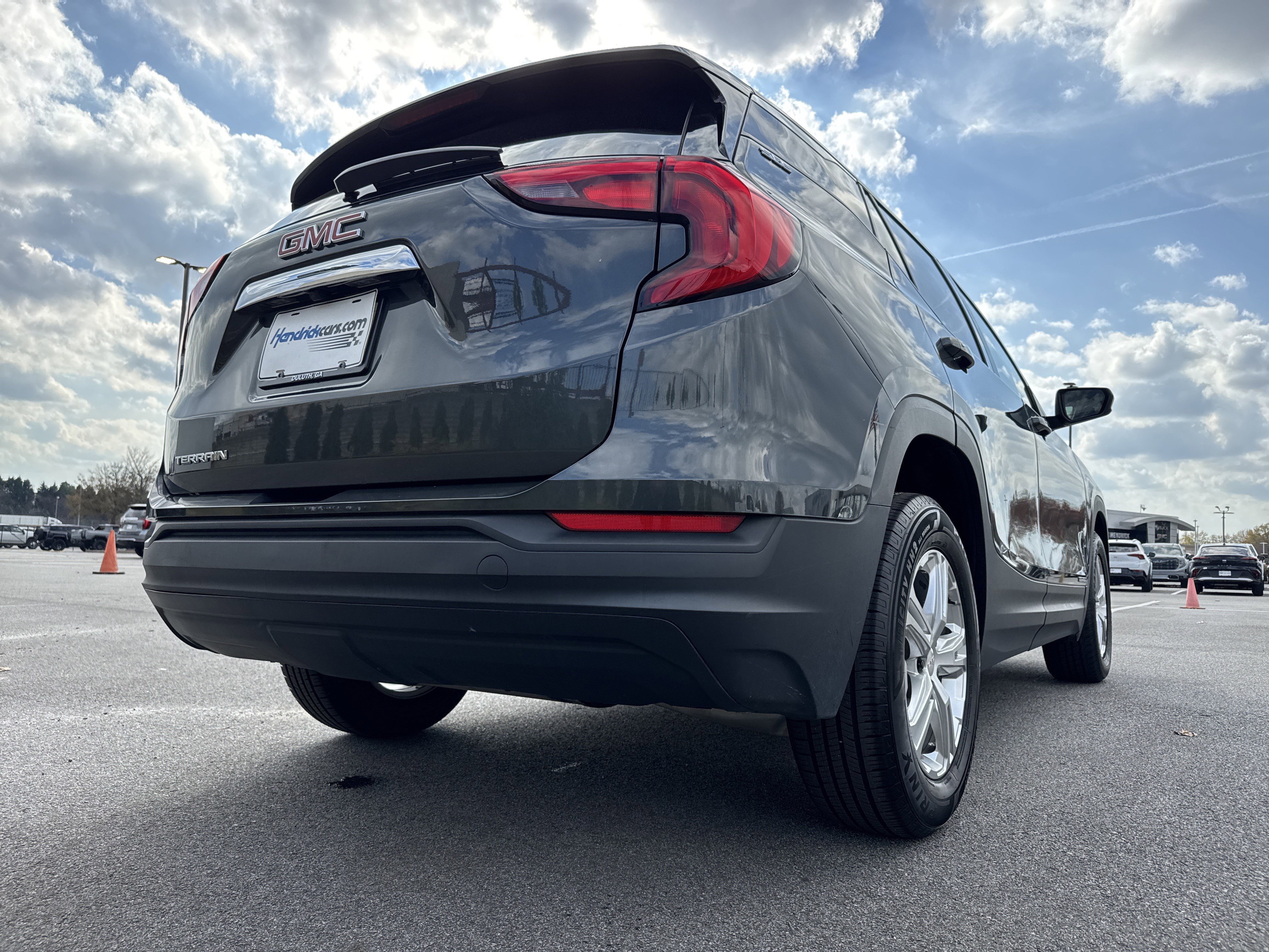 Used 2020 GMC Terrain SLE image 10