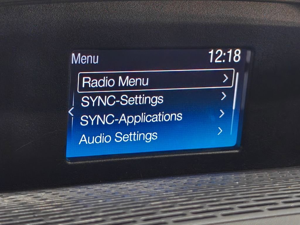 Used 2017 Ford Transit 150 130 Low Roof RWD image 9