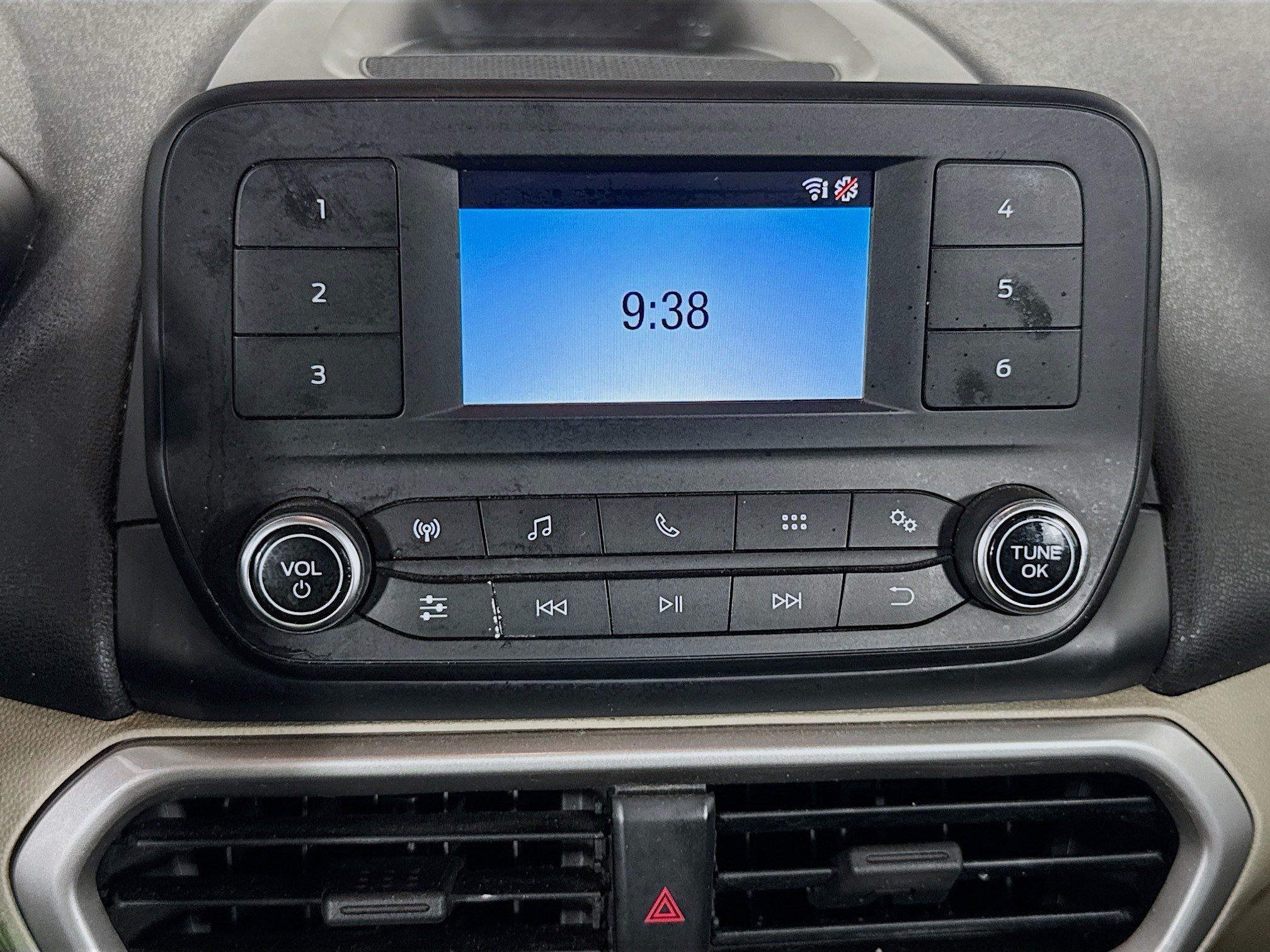 Used 2018 Ford EcoSport S FWD image 16