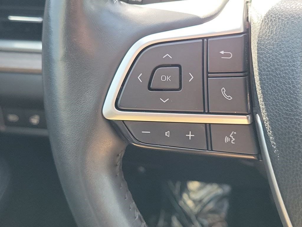 Certified 2024 Toyota Grand Highlander FWD image 9