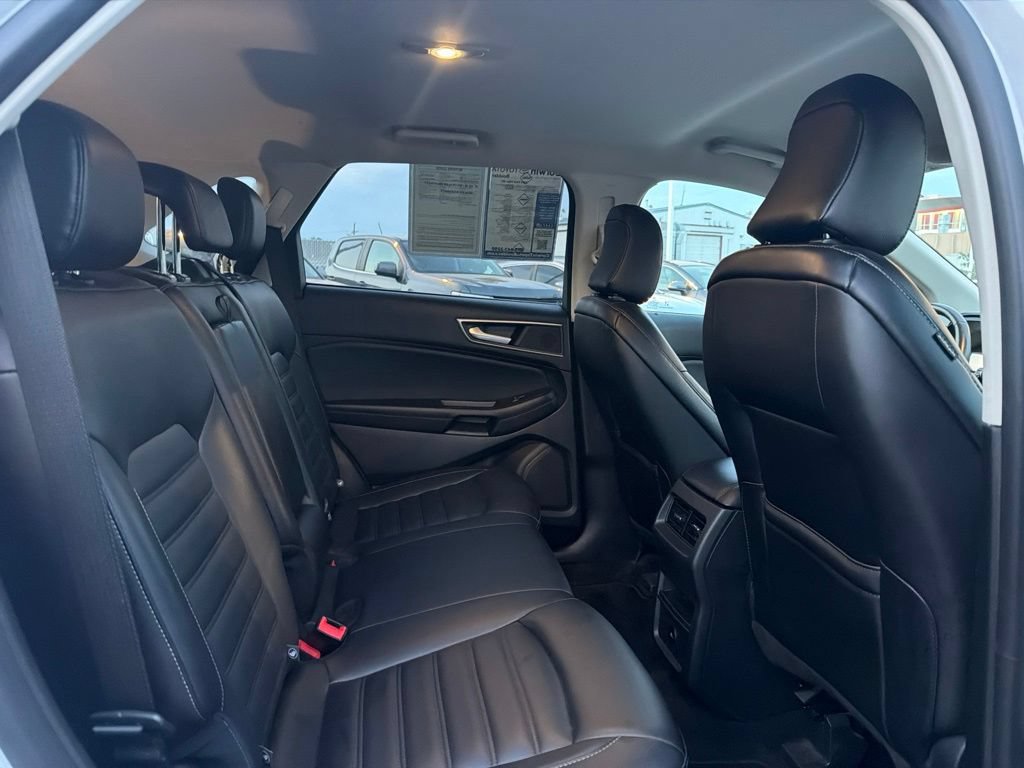 Used 2024 Ford Edge SEL AWD/4WD image 15