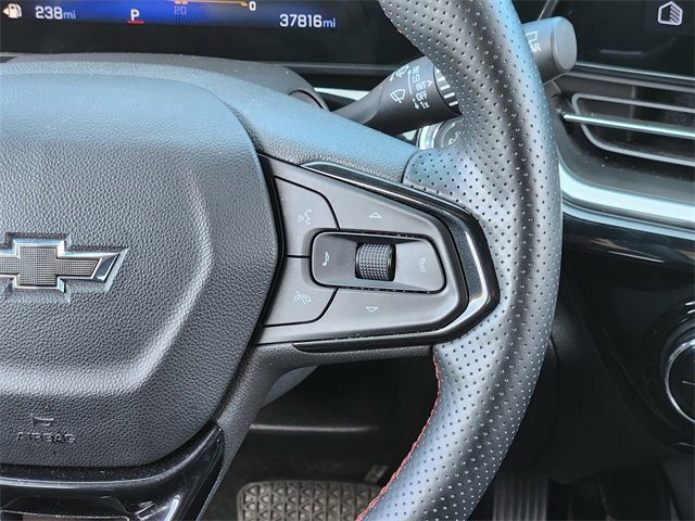 Used 2024 Chevrolet Trax RS w/ Sunroof Package image 29