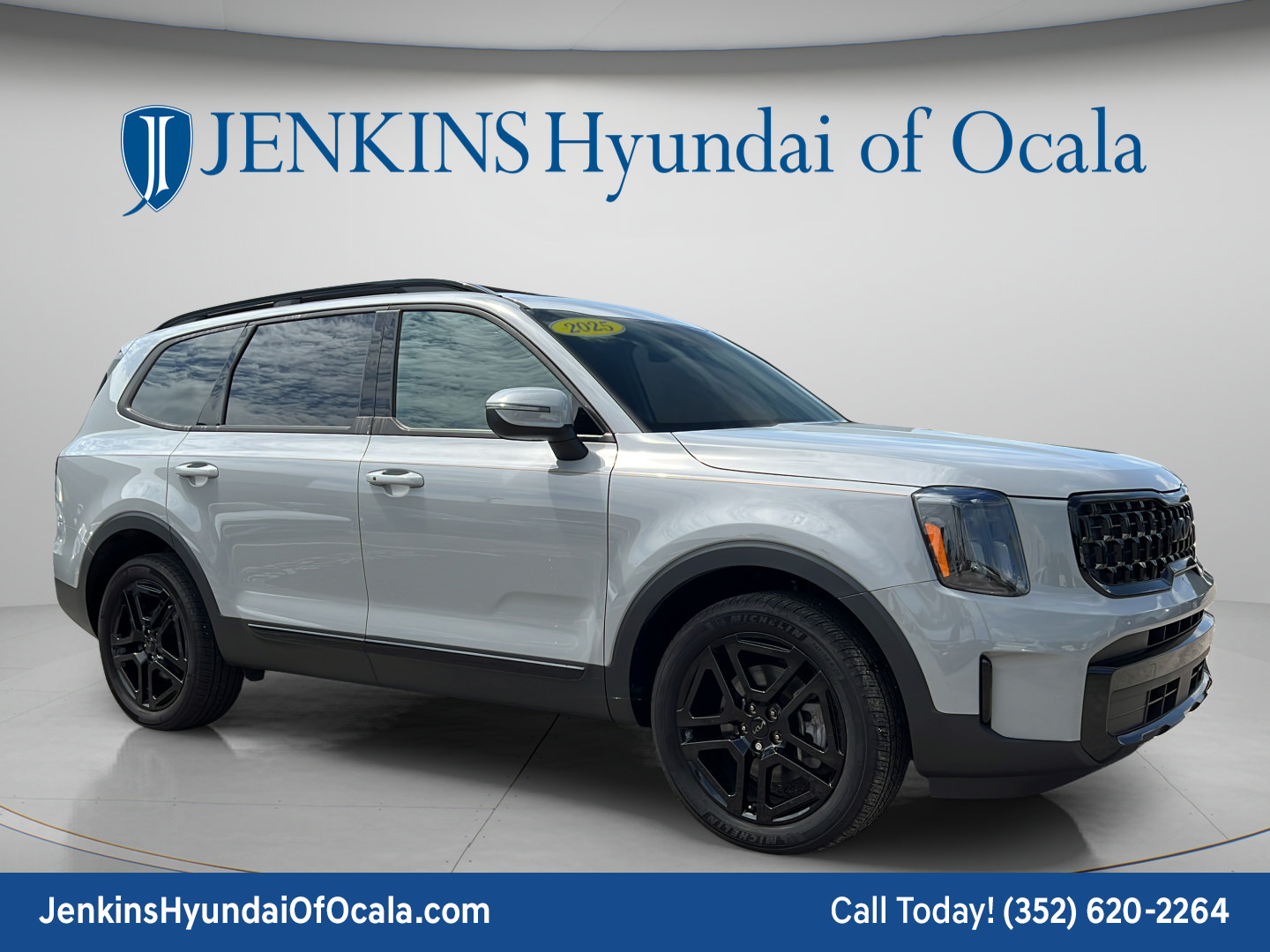 Used 2025 Kia Telluride EX X-Line AWD/4WD image 1