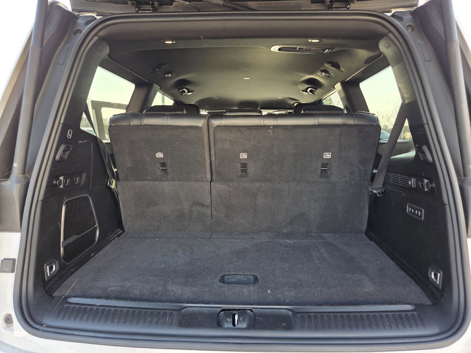 Used 2024 Jeep Wagoneer Series III image 31