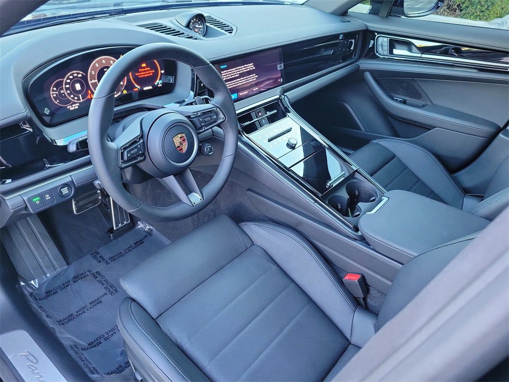 Used 2026 Porsche Panamera 4 image 15