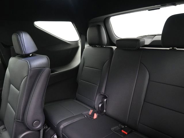 New 2026 Chevrolet Traverse LT w/ Midnight/Sport Edition image 9