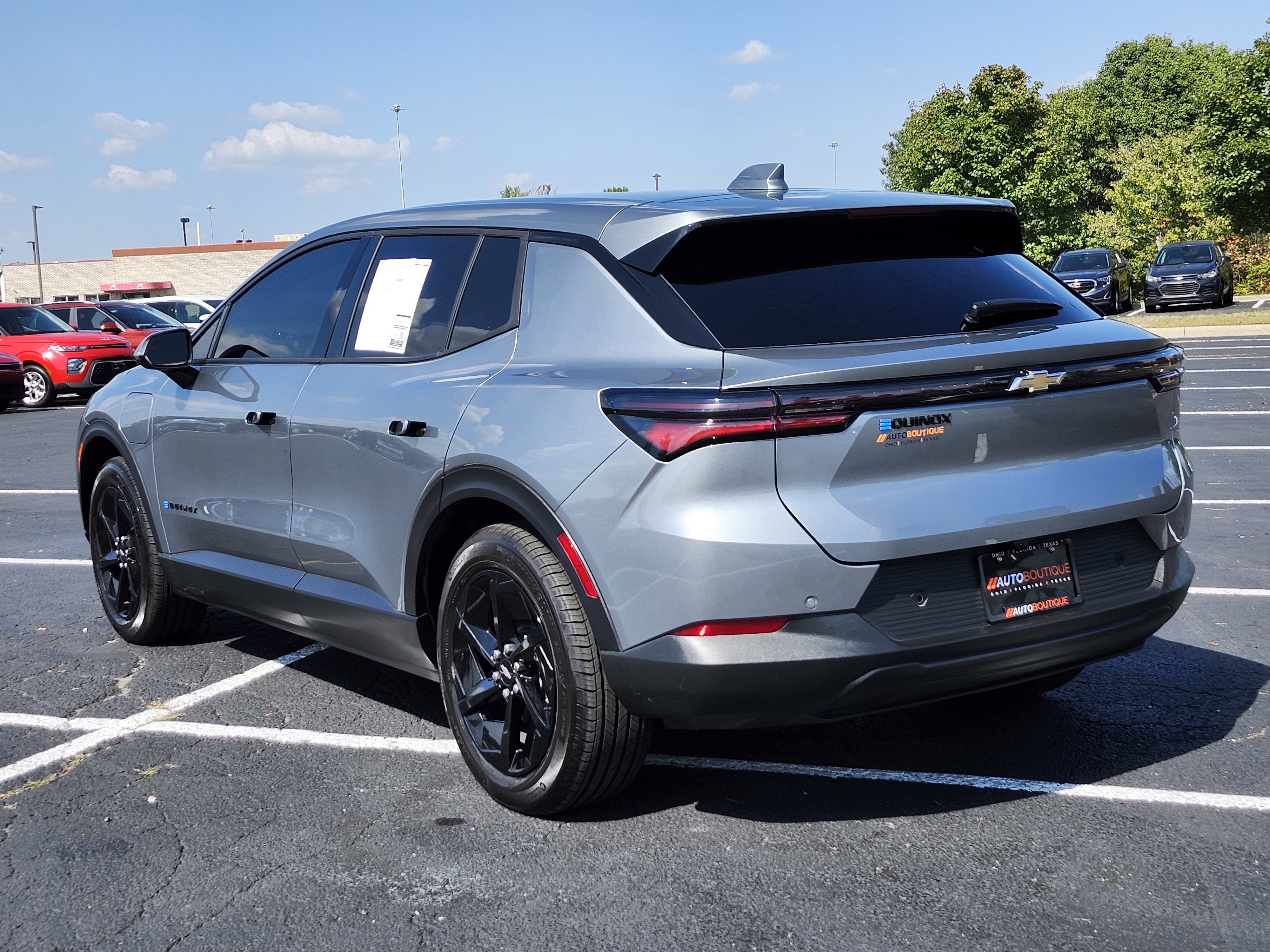 Used 2025 Chevrolet Equinox EV LT image 8