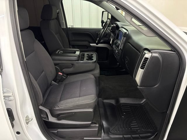 Used 2018 Chevrolet Silverado 1500 LT w/ True North Edition AWD/4WD image 19