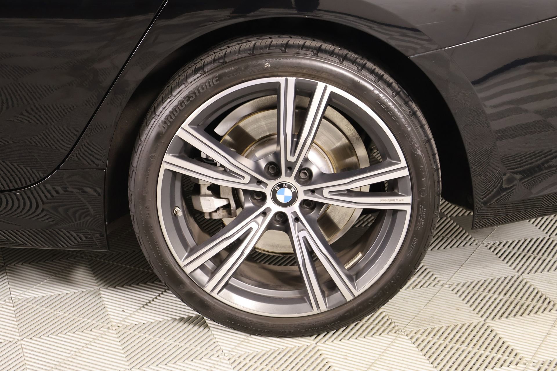 Used 2020 BMW 330i Sedan w/ Convenience Package image 20