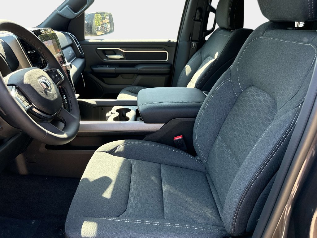 New 2026 RAM 1500 Big Horn AWD/4WD image 14