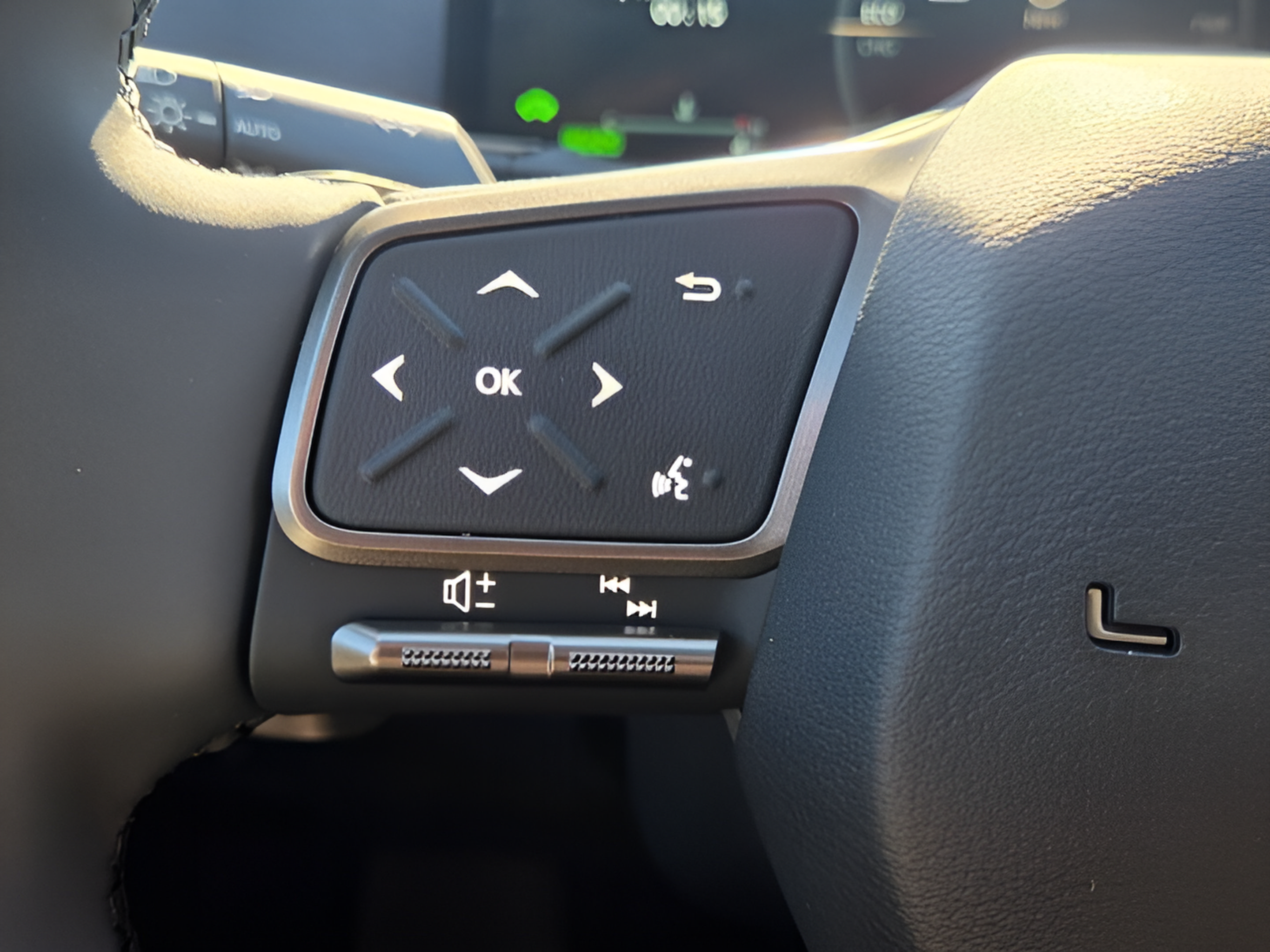 New 2026 Lexus ES 350h w/ Convenience Package FWD image 25