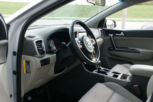 Used 2019 Kia Sportage LX w/ LX Popular Package image 12