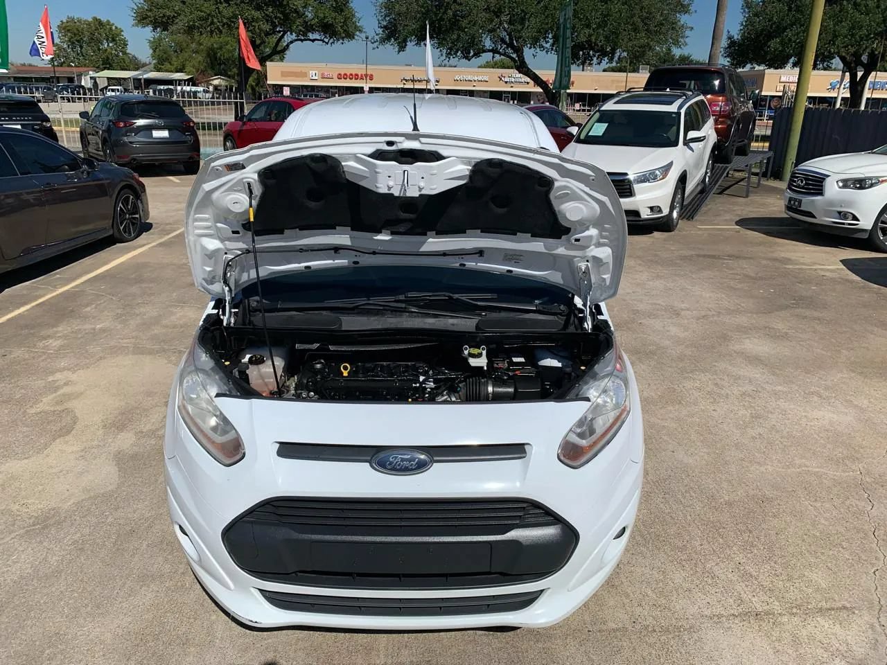 Used 2018 Ford Transit Connect XLT FWD image 22