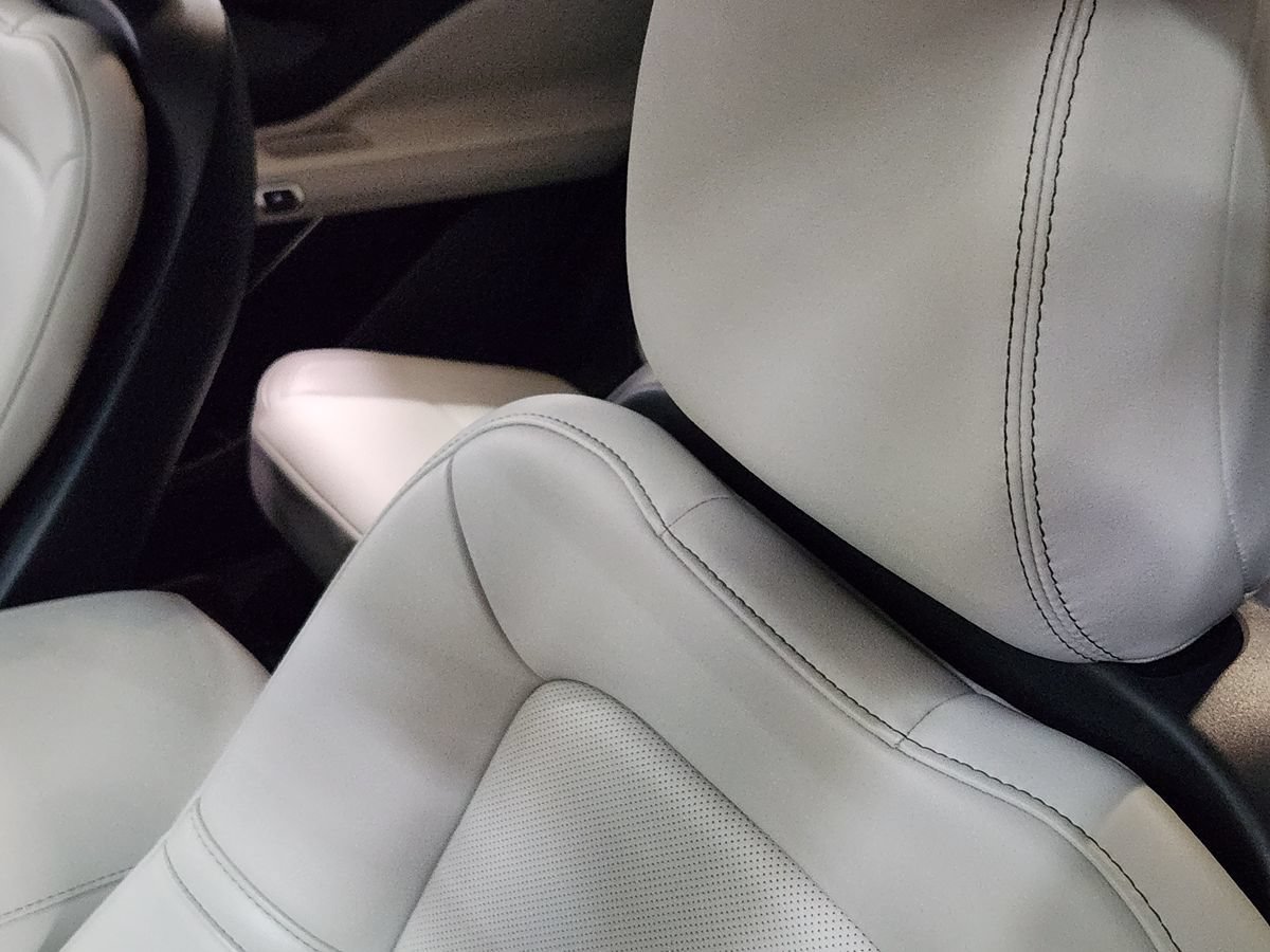 Used 2025 Lincoln Aviator 2WD image 32