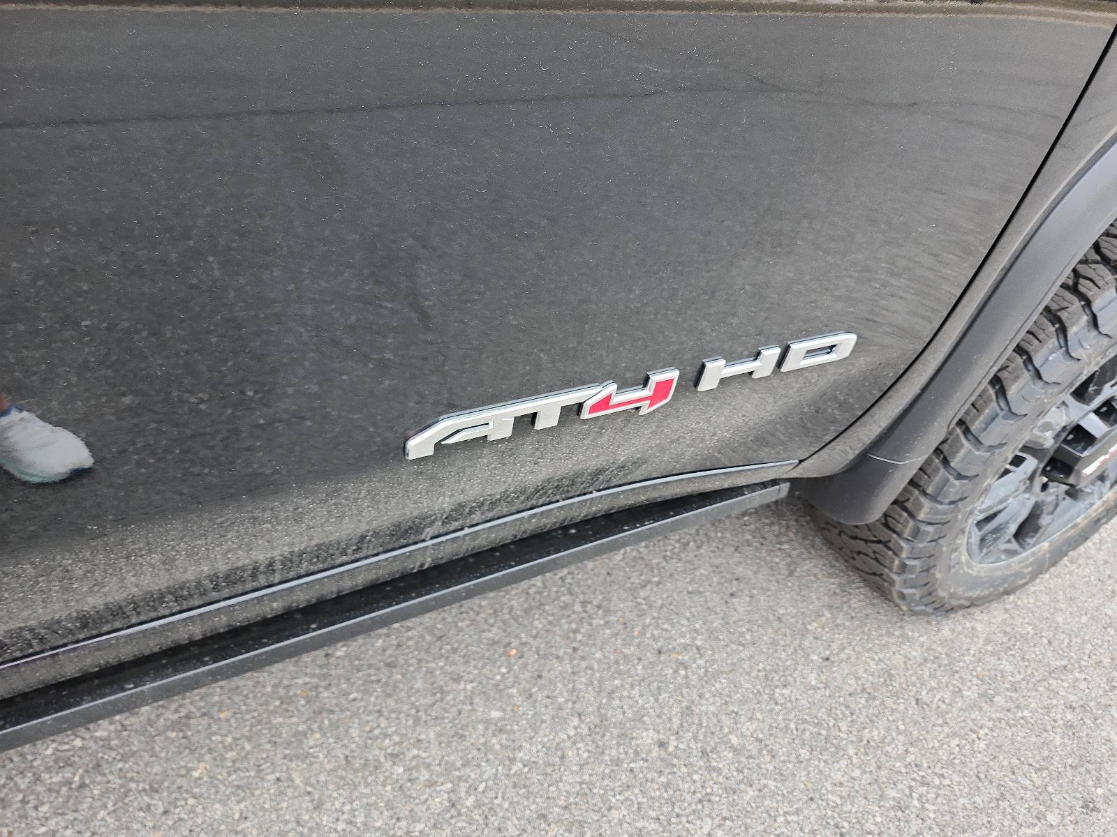 New 2026 GMC Sierra 3500 AT4 w/ AT4 Premium Plus Package AWD/4WD image 5