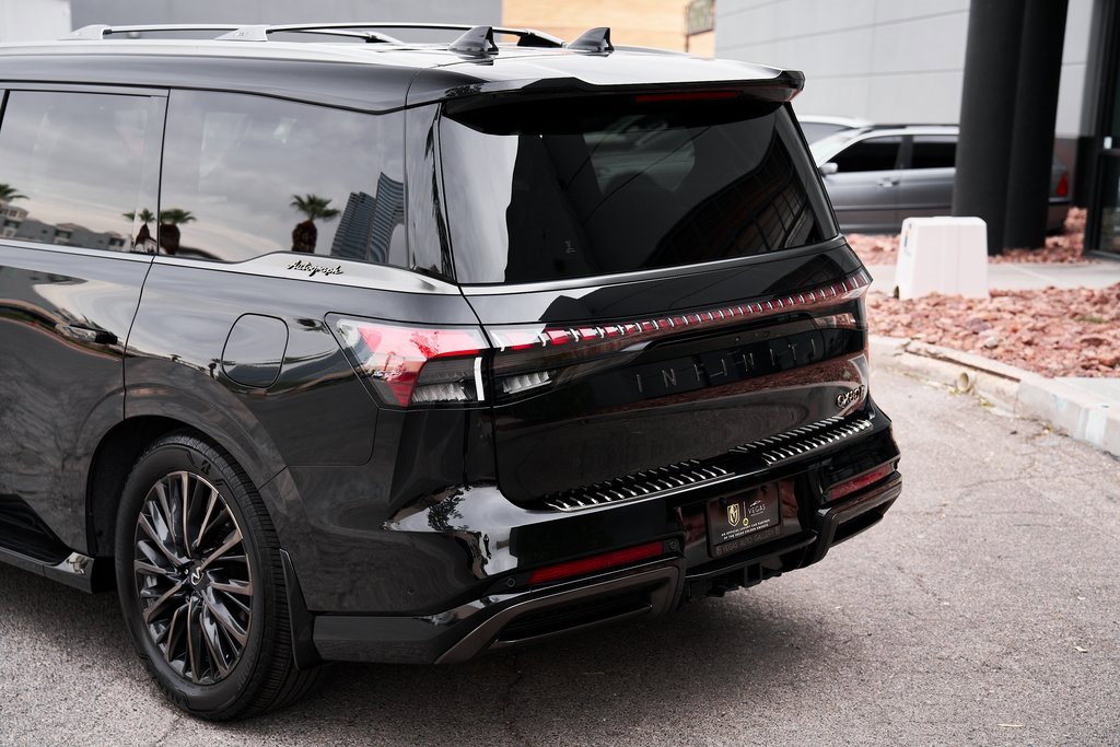 Used 2025 INFINITI QX80 Autograph w/ Autograph Exterior Package image 9