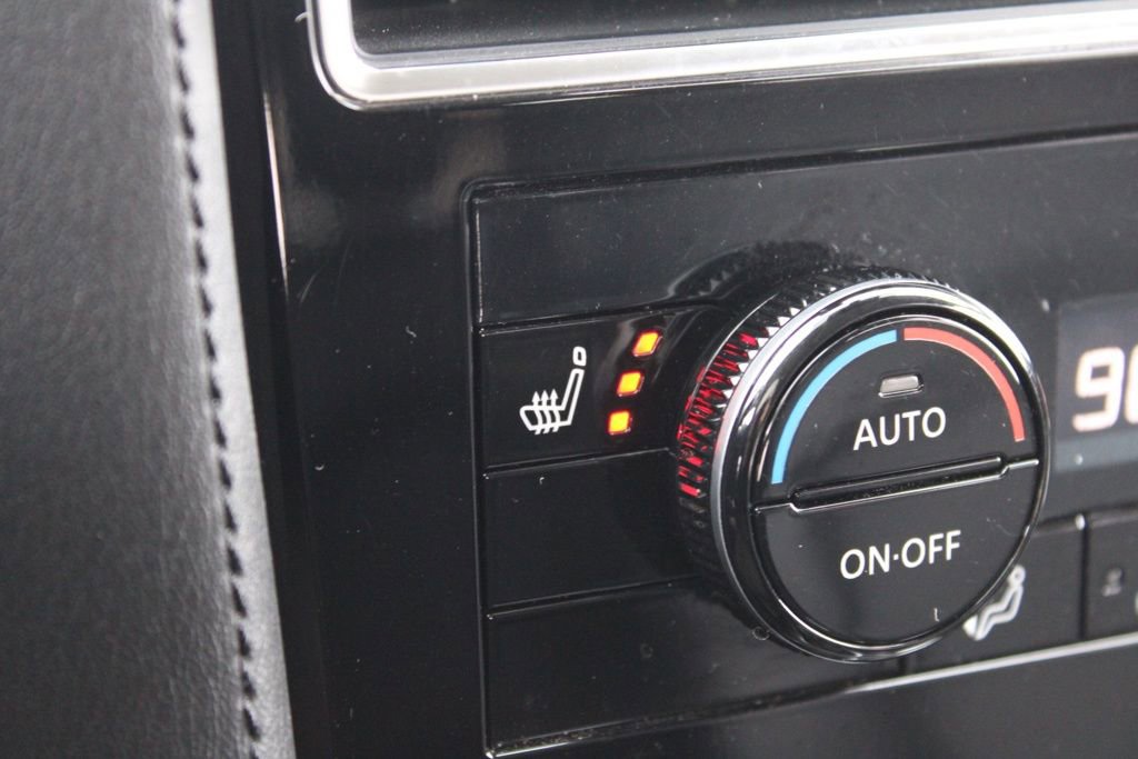 Used 2021 Nissan Armada SV image 38