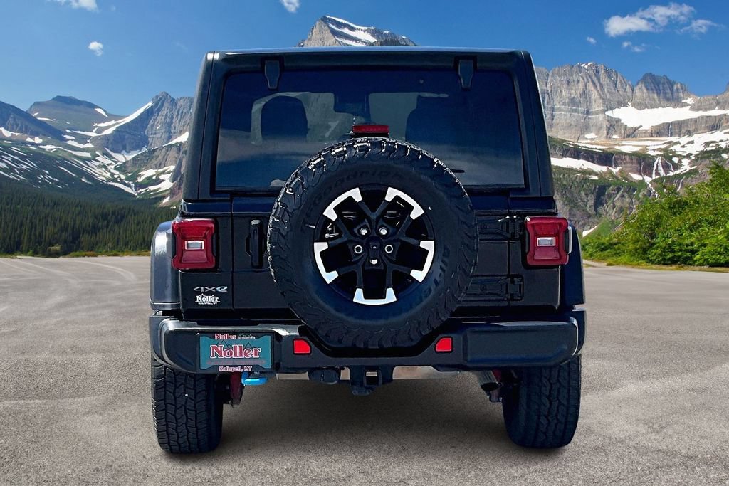 Used 2024 Jeep Wrangler Unlimited Rubicon 4xe AWD/4WD image 4