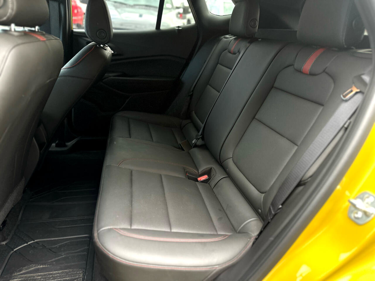 Used 2025 Chevrolet Trax RS w/ Driver Confidence Package image 15