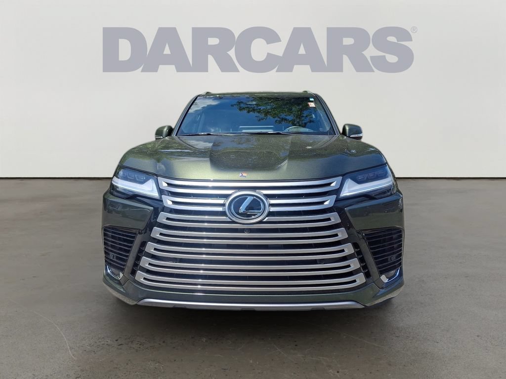 Used 2025 Lexus LX 600 4WD w/ Accessory Package (2T) image 2