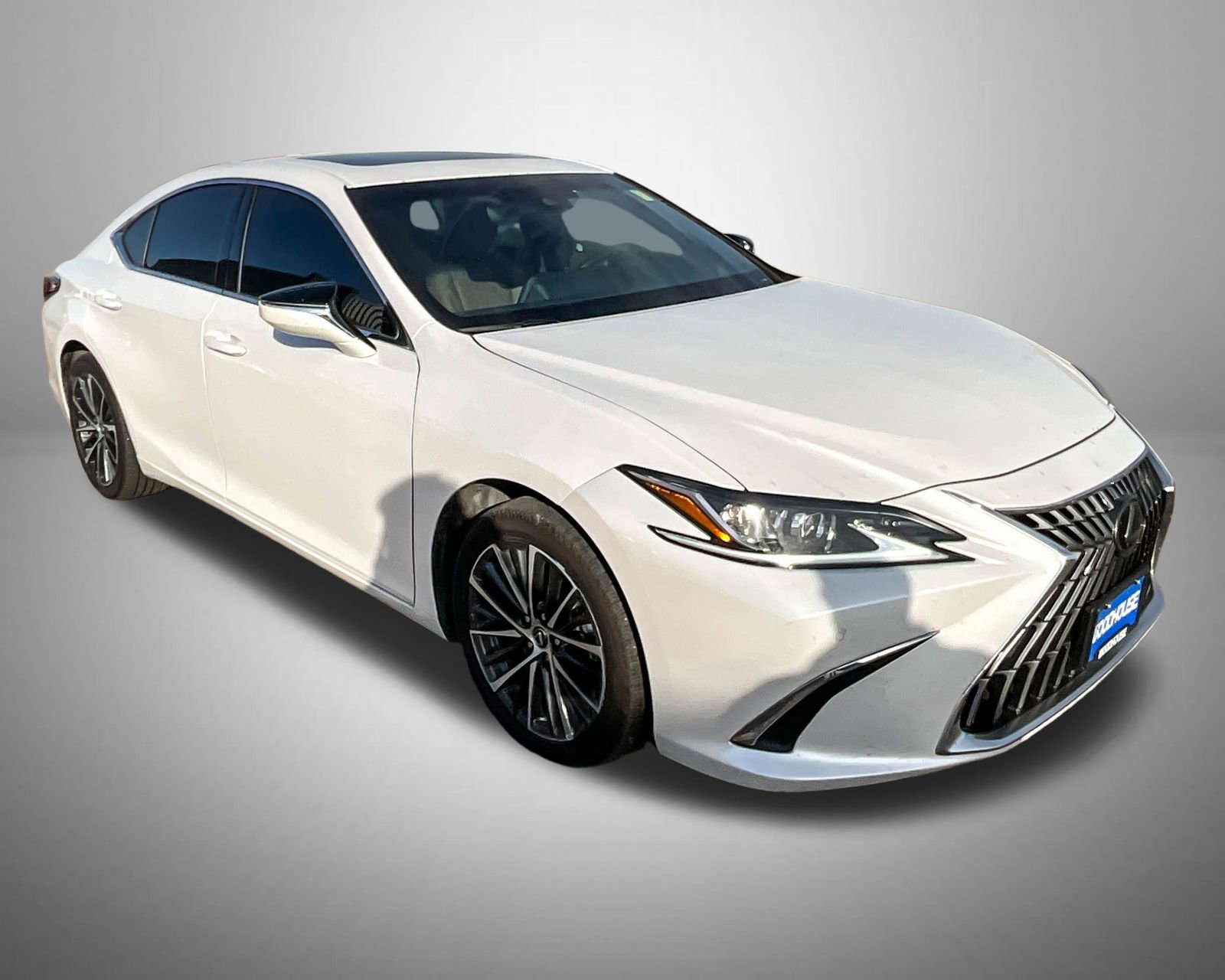 Used 2023 Lexus ES 350 w/ Premium Package image 3