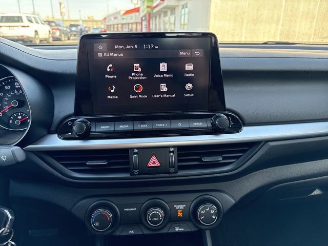 Used 2023 Kia Forte LXS w/ LXS Technology Package image 14