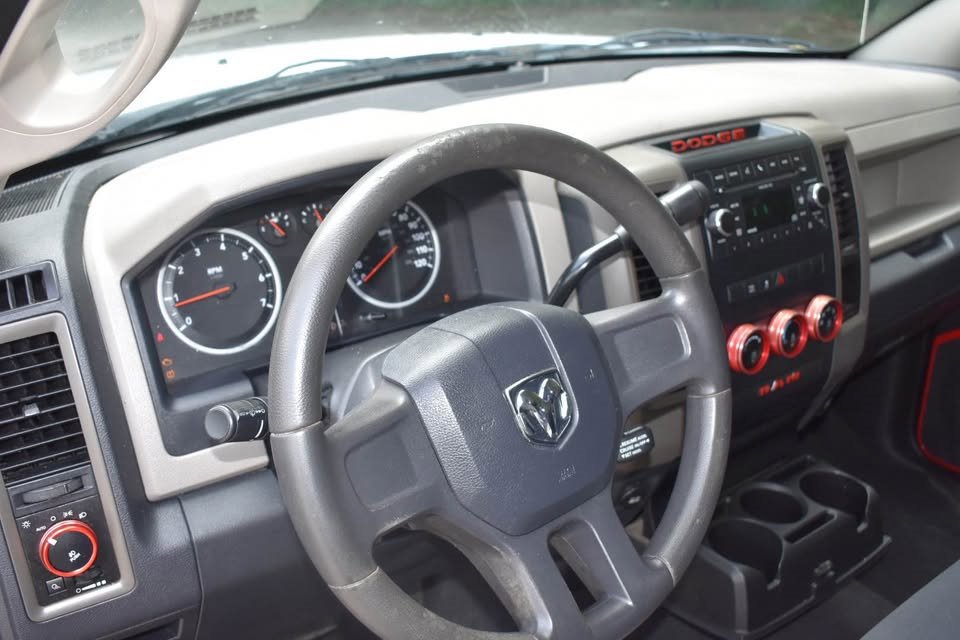 Used 2011 RAM 1500 ST image 10