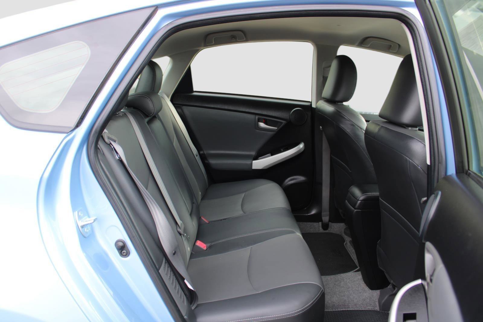 Used 2015 Toyota Prius Prime Advanced image 34