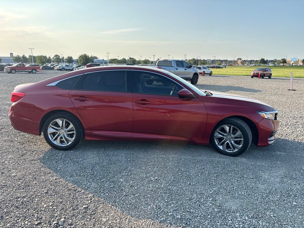 Used 2018 Honda Accord LX image 9