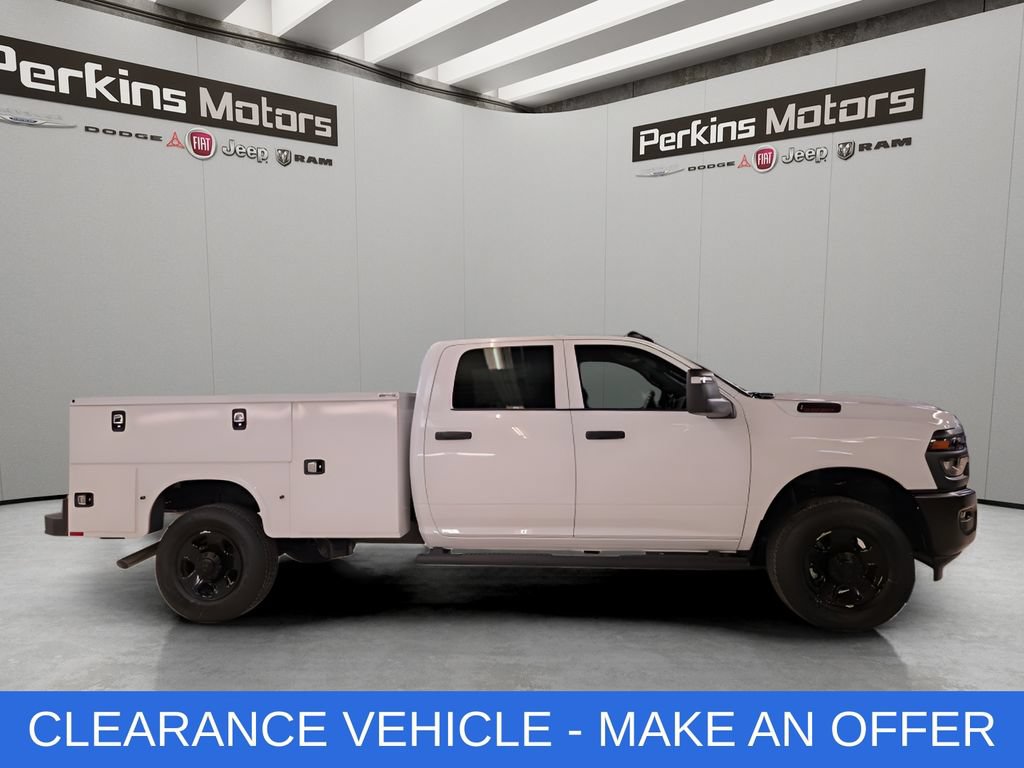 New 2026 RAM 2500 Tradesman AWD/4WD image 10