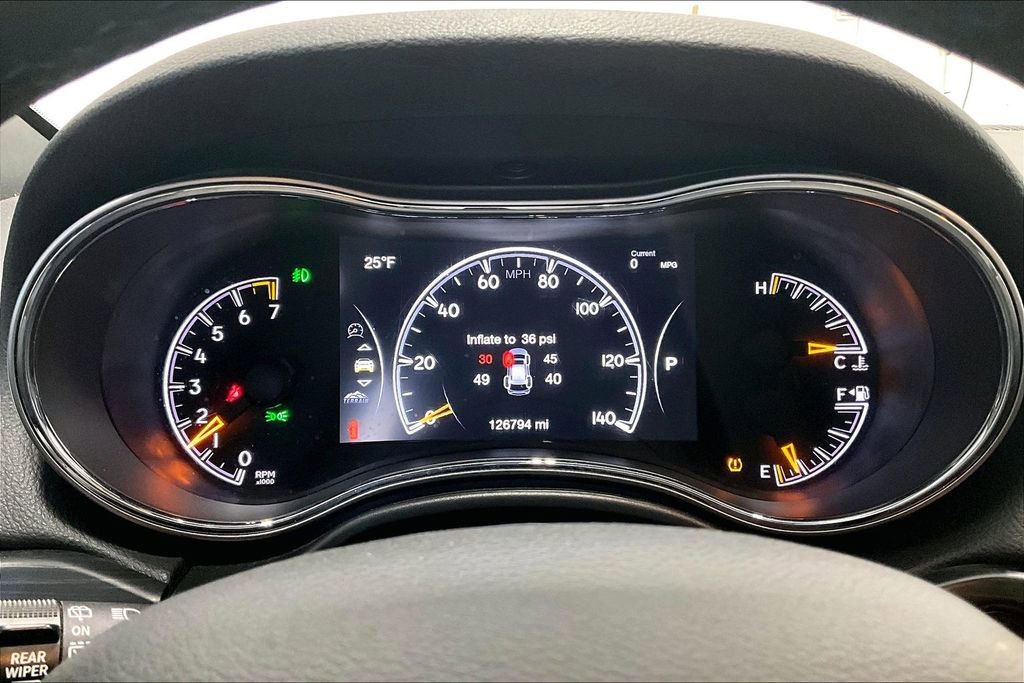 Used 2021 Jeep Grand Cherokee Limited w/ Luxury Group II image 13