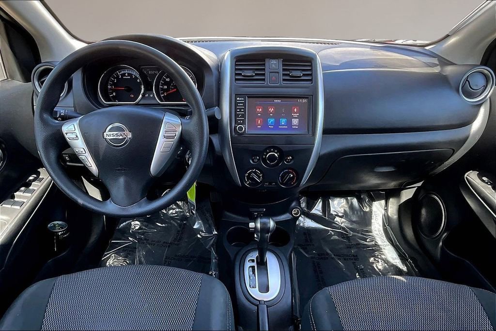 Used 2019 Nissan Versa SV FWD image 7