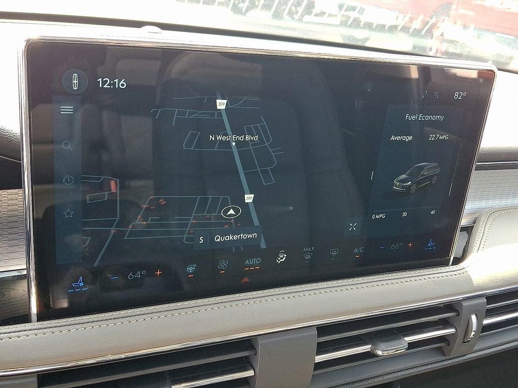Used 2024 Lincoln Corsair AWD w/ Equipment Group 101A image 17